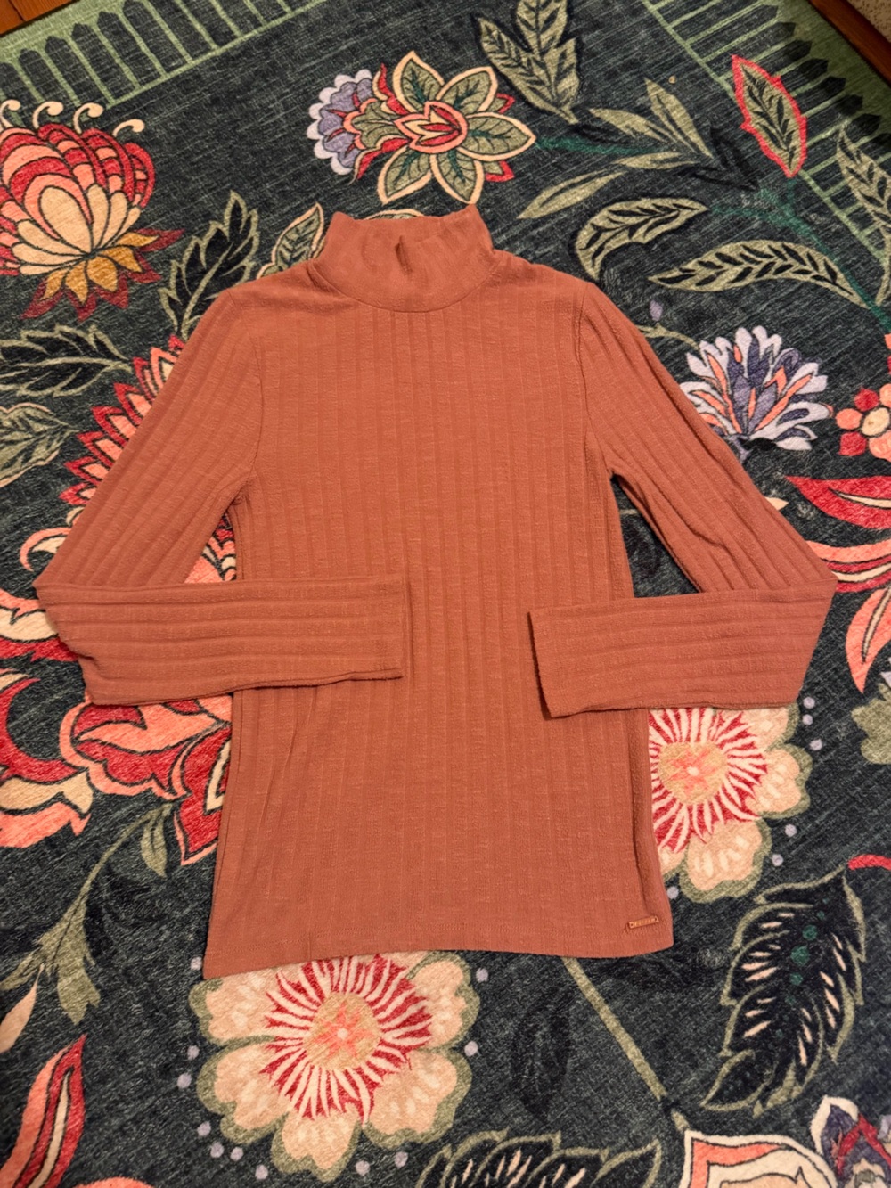 3/$25 🍂 Volcom Ribbed Turtleneck Sweater Rust Small